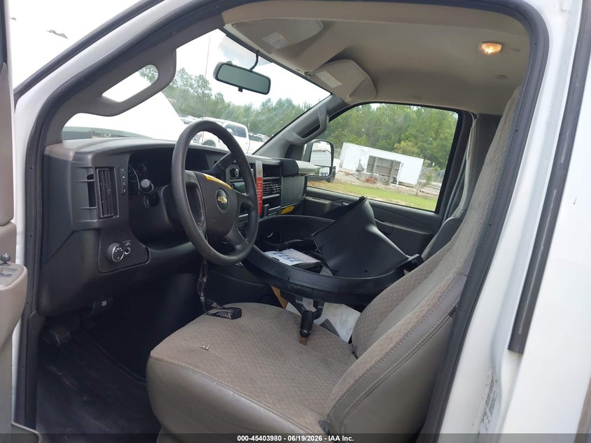 2024 CHEVROLET EXPRESS CUTAWAY WORK VAN N/A N/A