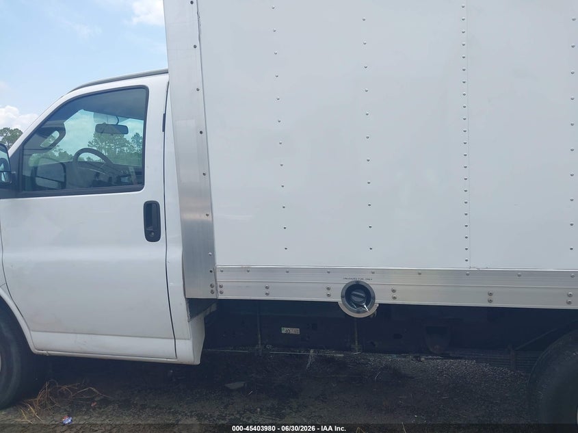 2024 CHEVROLET EXPRESS CUTAWAY WORK VAN N/A N/A