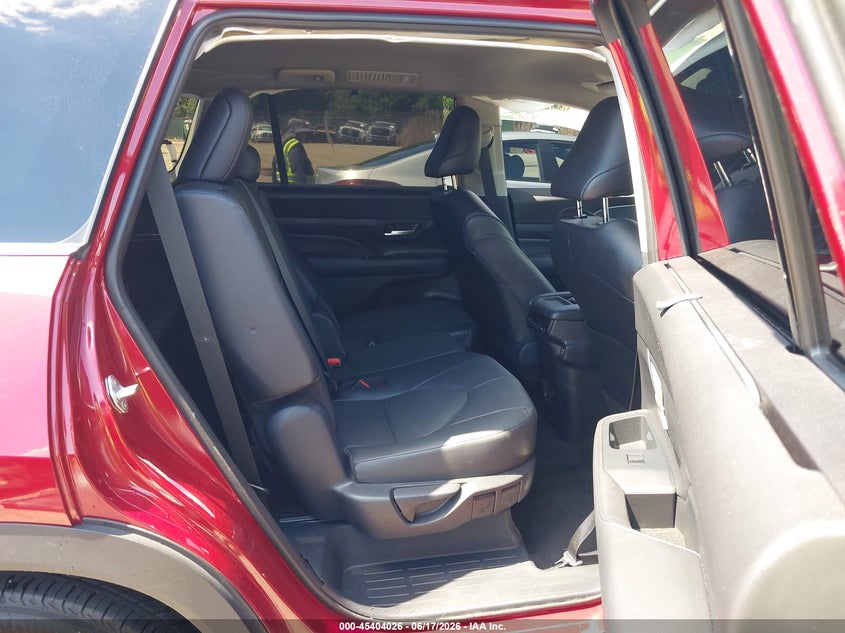 VIN 5TDAAAA56SS029312 2025 TOYOTA GRAND HIGHLANDER XLE