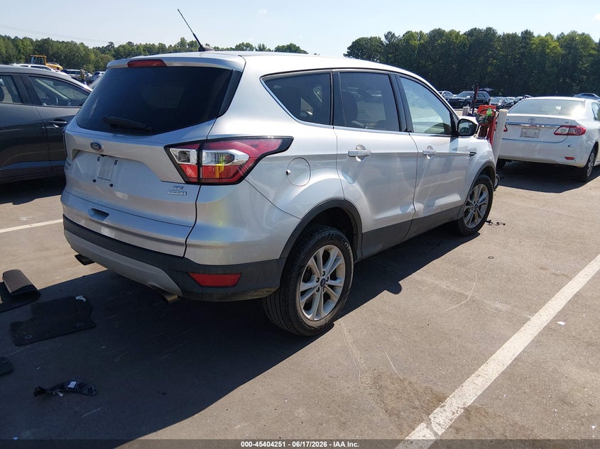 2017 FORD ESCAPE auction photo 4