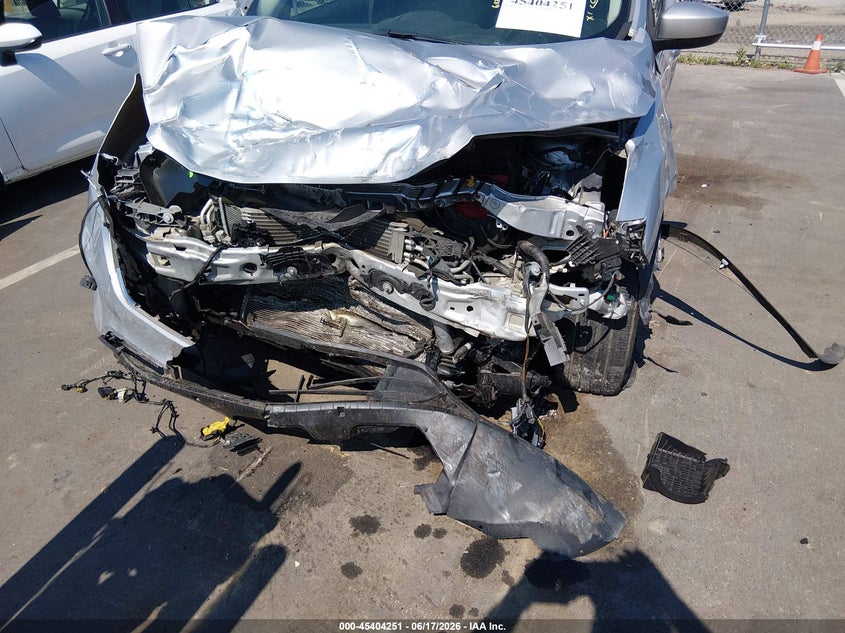 2017 FORD ESCAPE auction photo 6