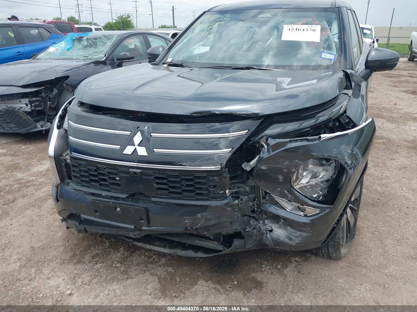 2025 Mitsubishi Outlander Se 2.5 2Wd VIN: JA4J3VA84SZ039888 Lot: 45404370