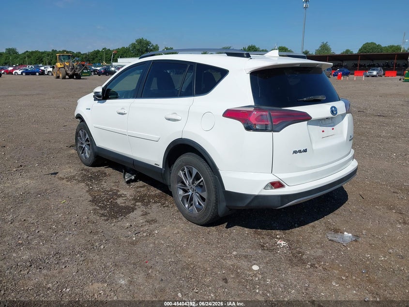 2017 TOYOTA RAV4 HYBRID auction photo 3