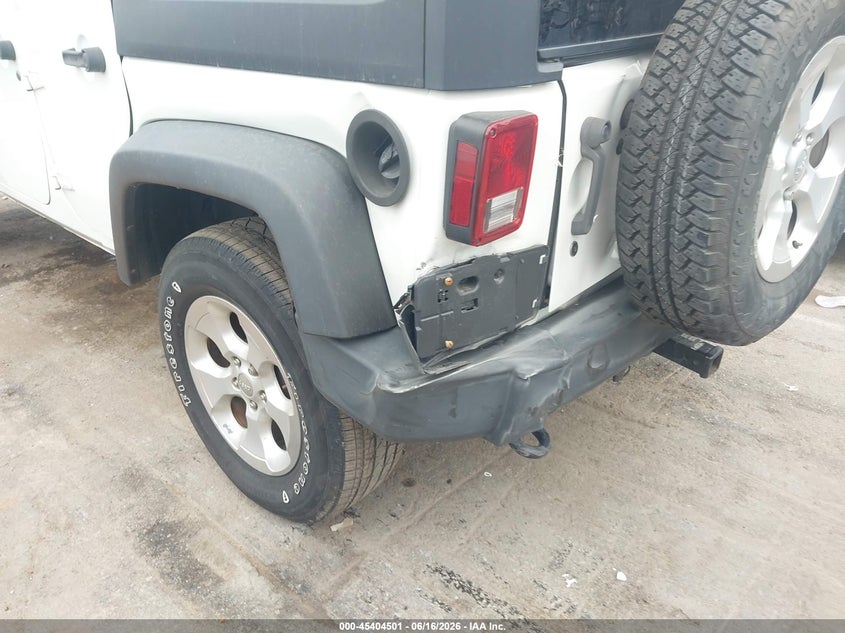 2014 JEEP WRANGLER UNLIMITED auction photo 6