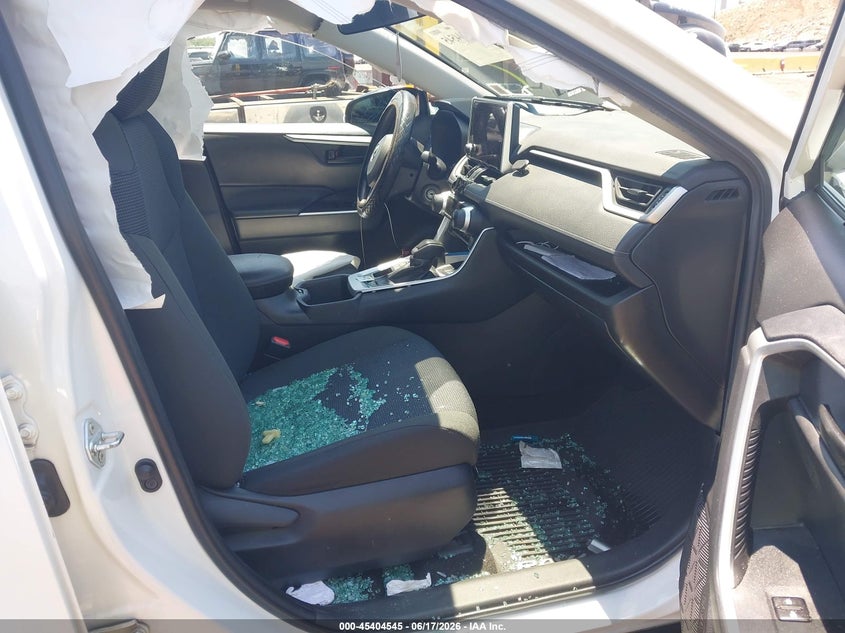 VIN 2T3G1RFV7PC370677 2023 TOYOTA RAV4 LE