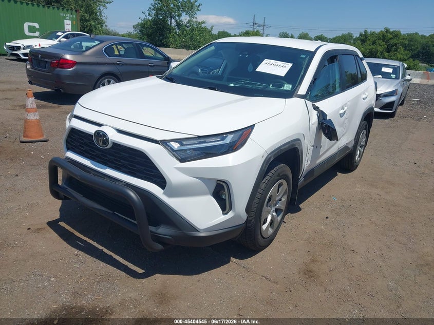 VIN 2T3G1RFV7PC370677 2023 TOYOTA RAV4 LE
