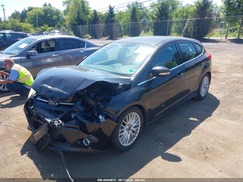 2014 Ford Focus Titanium 1FADP3N28EL164584 photo 1
