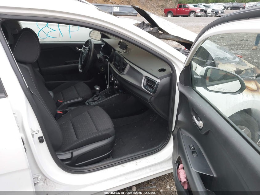 2018 KIA RIO auction photo 5