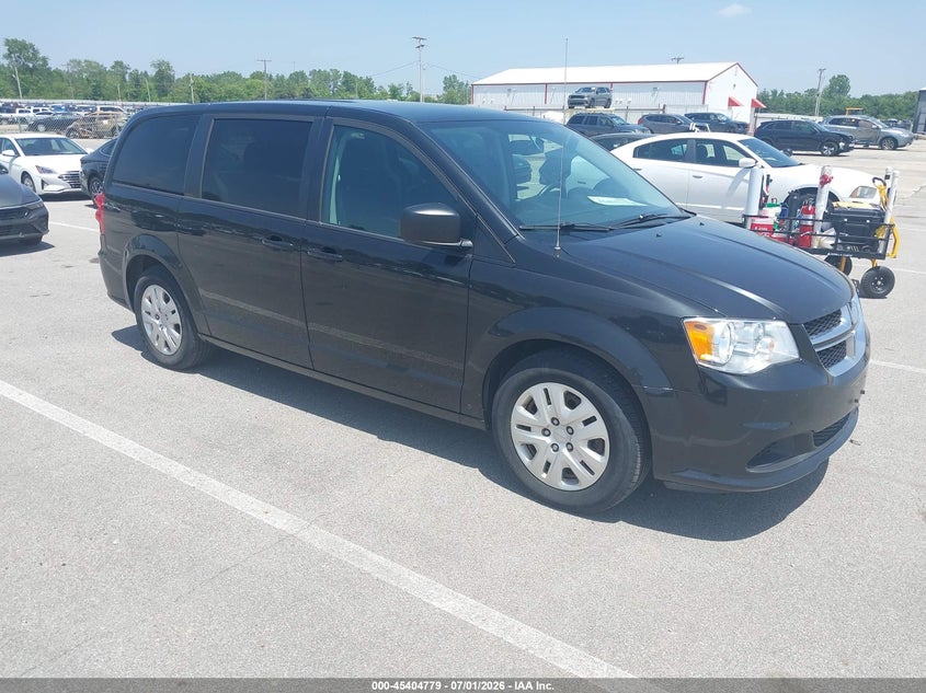 Vin: 2c4rdgbg1jr288682, lot: 45902802, dodge grand caravan se 2018 img_1