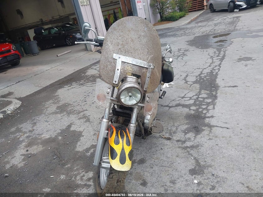 2002 VICTORY V92 MOTO 2