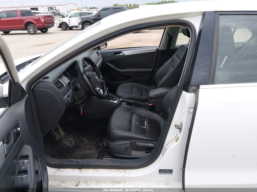 2014 VOLKSWAGEN JETTA auction photo 5