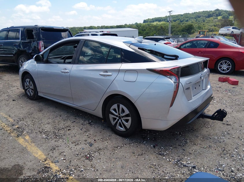 2016 TOYOTA PRIUS auction photo 3