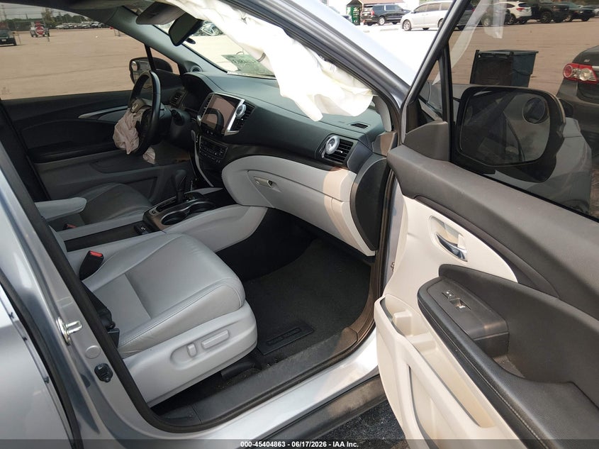 2017 HONDA PILOT auction photo 5
