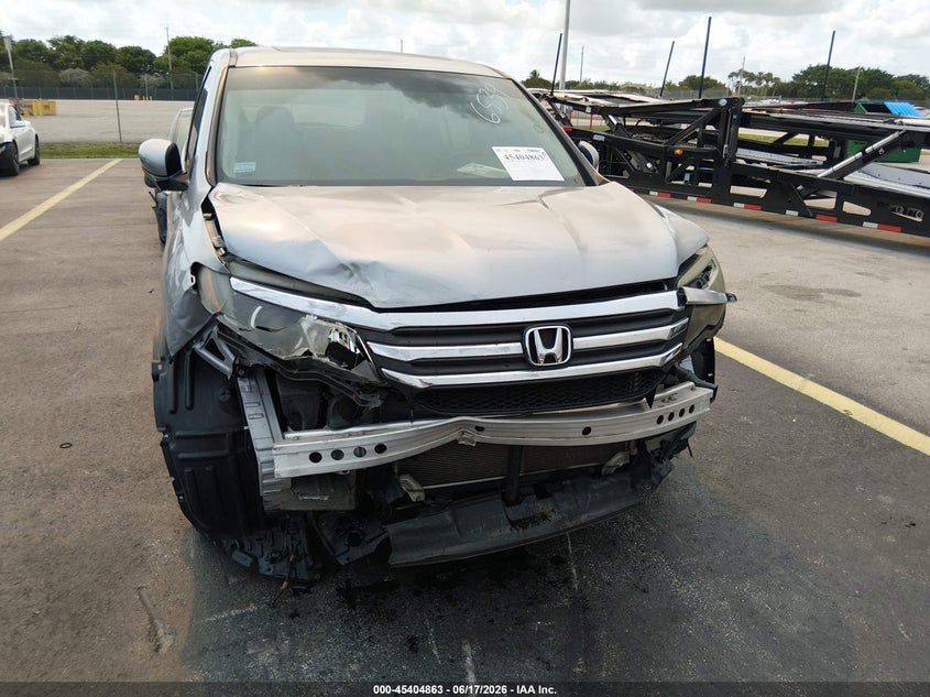 2017 HONDA PILOT auction photo 6
