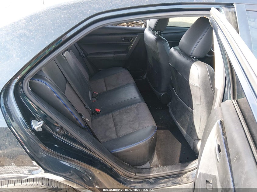 2017 TOYOTA COROLLA auction photo 8