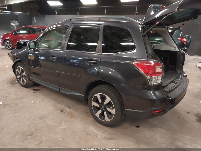 Vin: jf2sjalcxjh572408, lot: 45903007, subaru forester 2.5i limited 20183