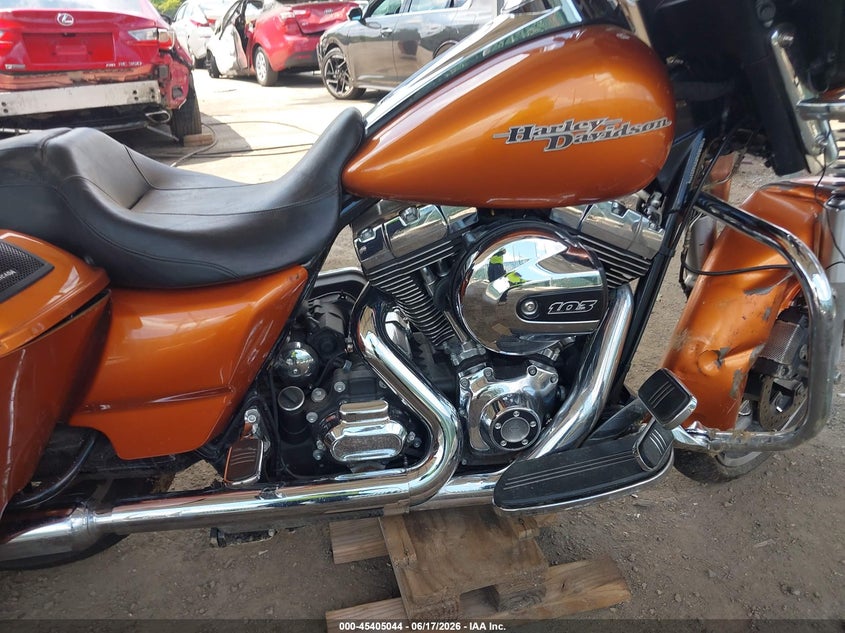 2016 Harley-Davidson Flhx Street Glide VIN: 1HD1KBM12GB663399 Lot: 45405044