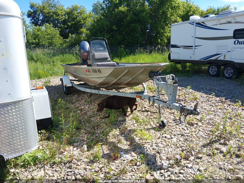 2006 LOWE 17M auction photo 1