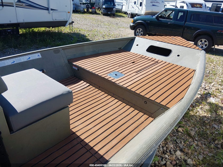 2006 LOWE 17M auction photo 8