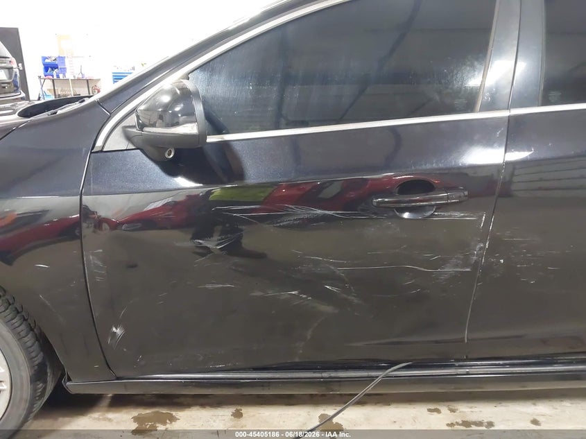 2012 VOLVO S60 auction photo 6