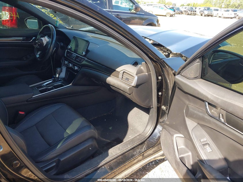2020 HONDA ACCORD auction photo 5