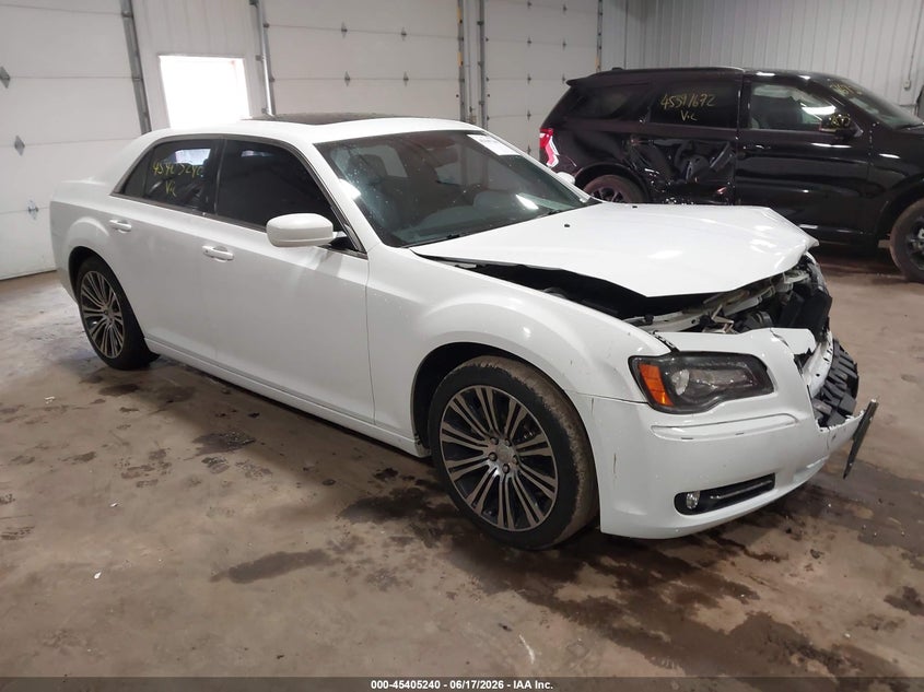 Vin: 2c3ccabtxdh686782, lot: 45903263, chrysler 300 300s 20131