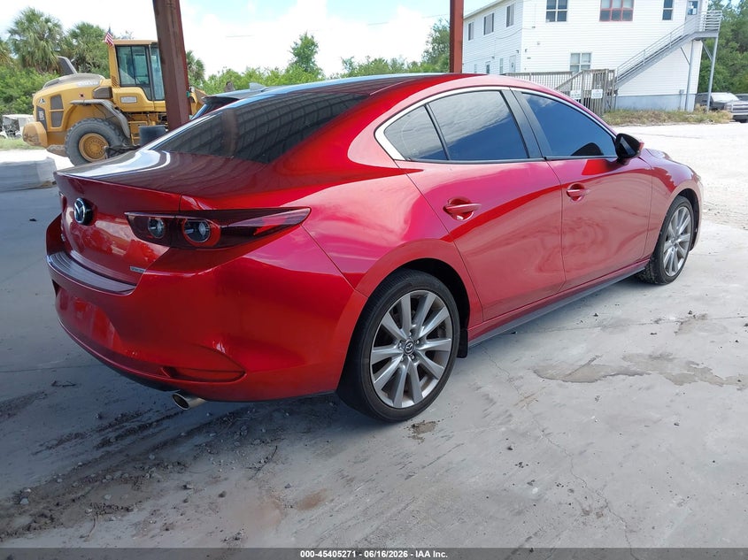 2022 MAZDA MAZDA3 auction photo 4