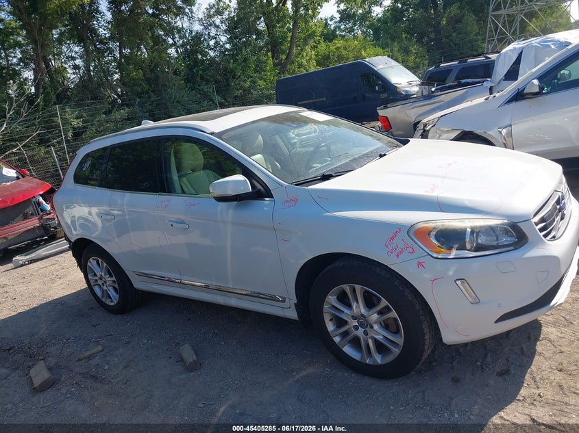 2015 Volvo Xc60 T5 Platinum VIN: YV4612RM1F2724458 Lot: 45405285
