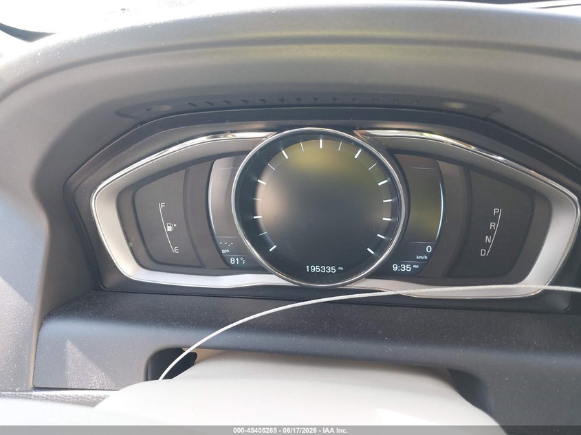 2015 Volvo Xc60 T5 Platinum VIN: YV4612RM1F2724458 Lot: 45405285