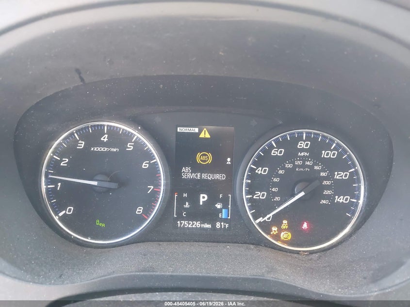 2017 MITSUBISHI OUTLANDER auction photo 7