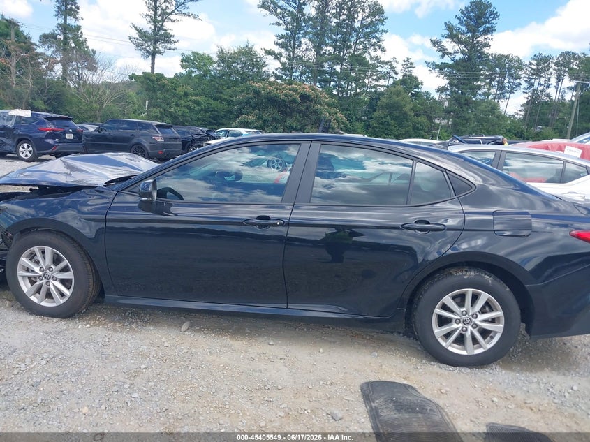 TOYOTA CAMRY - zdjęcie 14