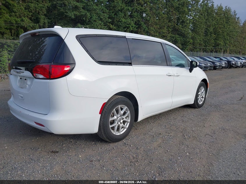 Vin: 2c4rc1cg7lr237639, lot: 45903620, chrysler voyager lx 20204