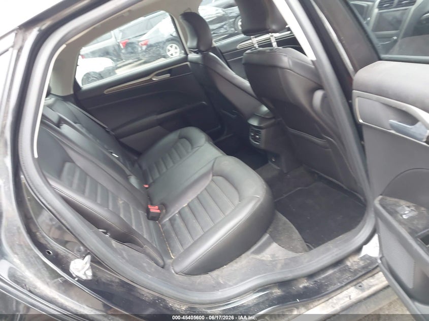 2015 FORD FUSION auction photo 8