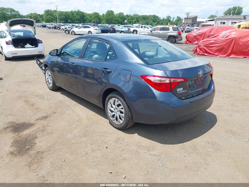 VIN 2T1BURHE0KC136879 2019 TOYOTA COROLLA LE