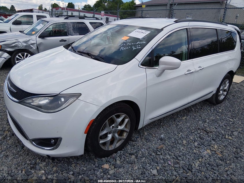 Vin: 2c4rc1bg3hr543455, lot: 45903866, chrysler pacifica touring-l 20172