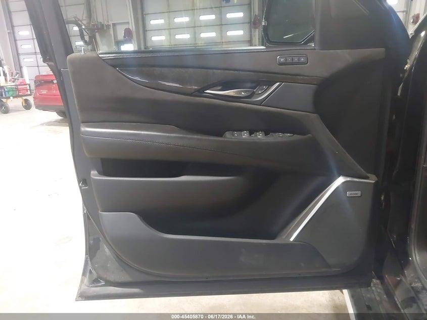 2018 Cadillac Escalade Platinum VIN: 1GYS4DKJ1JR165105 Lot: 45405870
