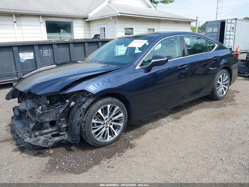 Vin: 58adz1b15mu110404, lot: 45903945, lexus es 350 20212