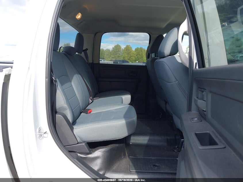 2018 Ram 1500 Tradesman 4X4 5'7 Box VIN: 1C6RR7KG7JS300521 Lot: 45405957