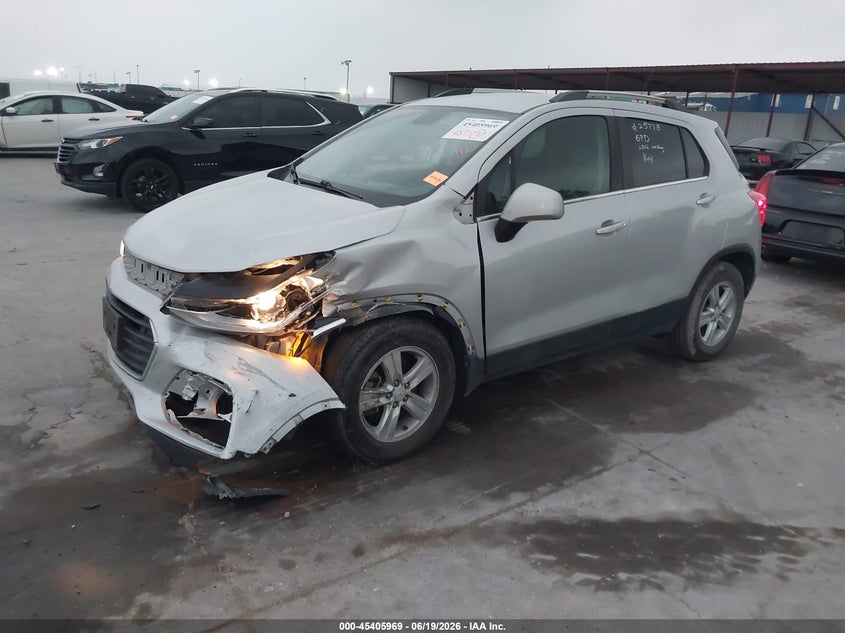 2020 Chevrolet Trax, Front End, IAAI, VIN KL7CJLSB9LB324953 — photo 2
