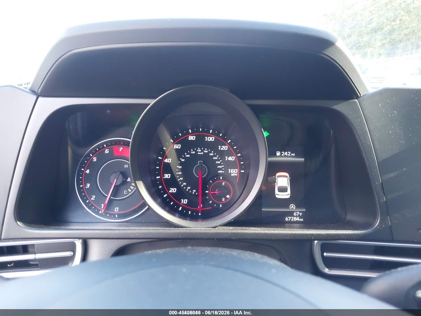 2023 HYUNDAI ELANTRA auction photo 7