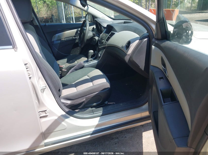 2012 CHEVROLET CRUZE auction photo 5