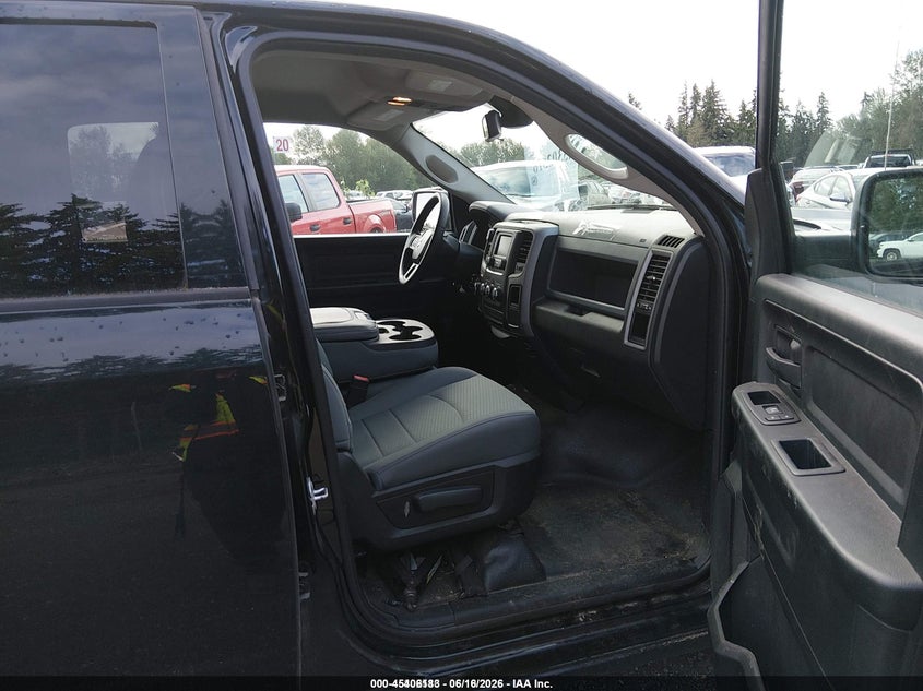 2016 RAM 1500 auction photo 5