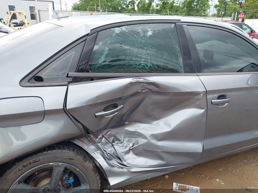 2015 AUDI A3 auction photo 6