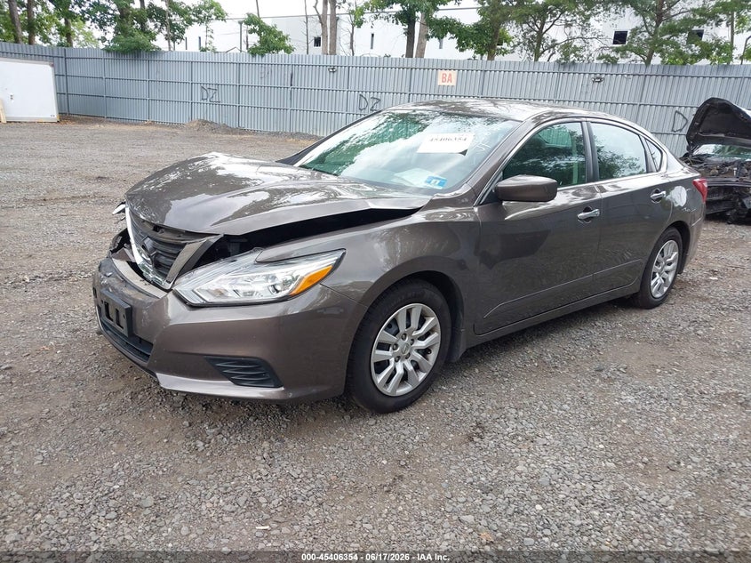 AtlanticExpress - Nissan Altima