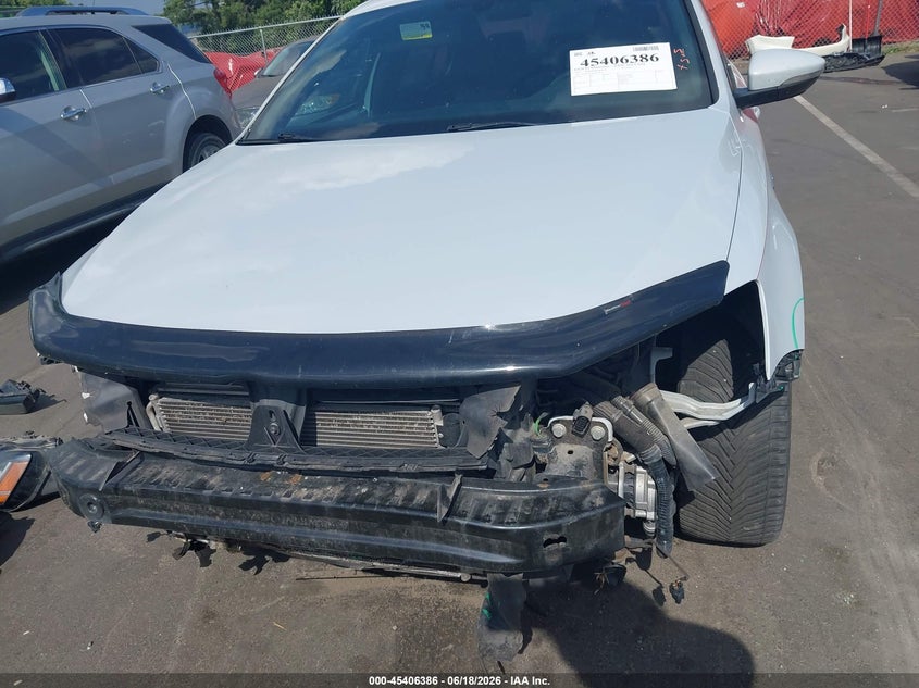 2017 VOLKSWAGEN JETTA auction photo 6