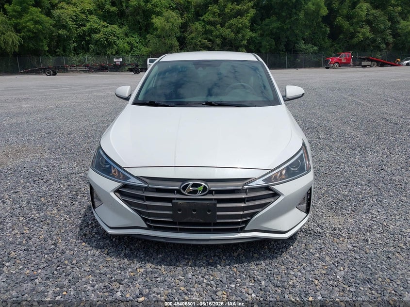 2020 HYUNDAI ELANTRA SE — Photo 12