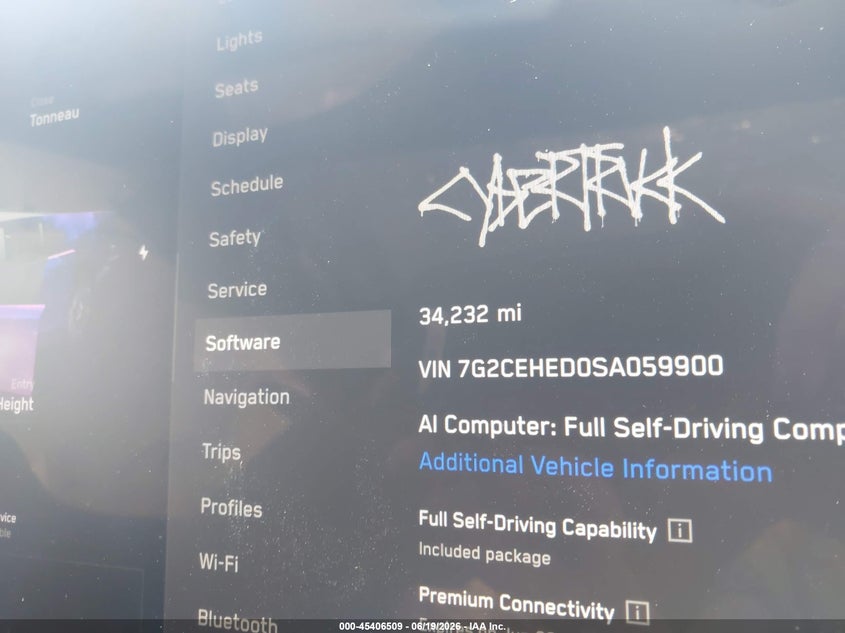2025 TESLA CYBERTRUCK auction photo 7