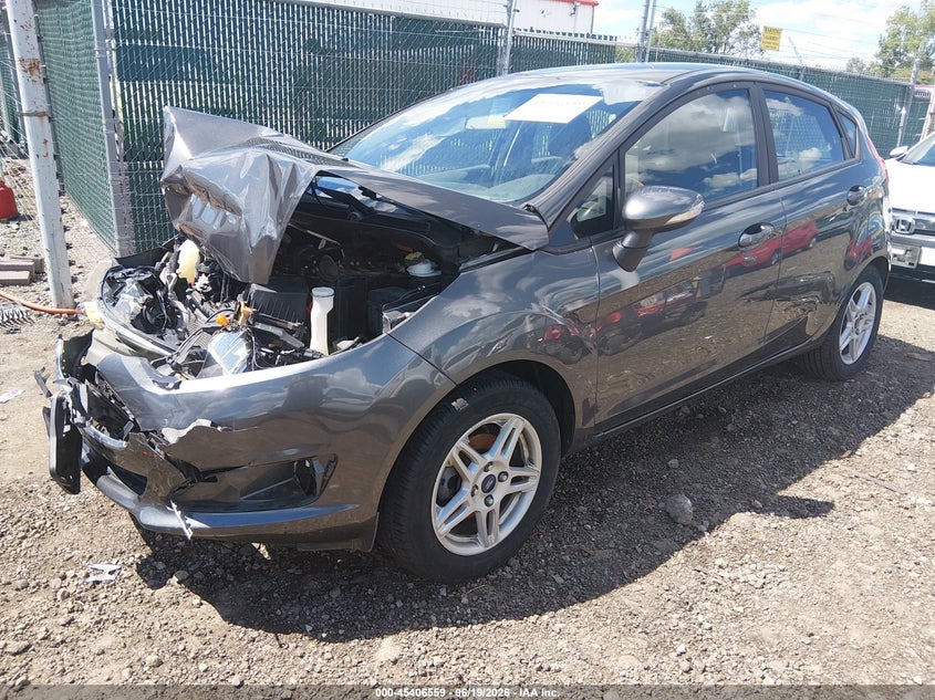 Vin: 3fadp4ej2jm109201, lot: 45904582, ford fiesta se 20182