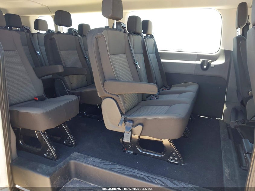AtlanticExpress - Ford Transit-350