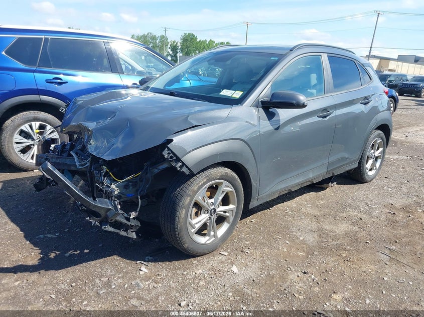 2023 HYUNDAI KONA auction photo 2